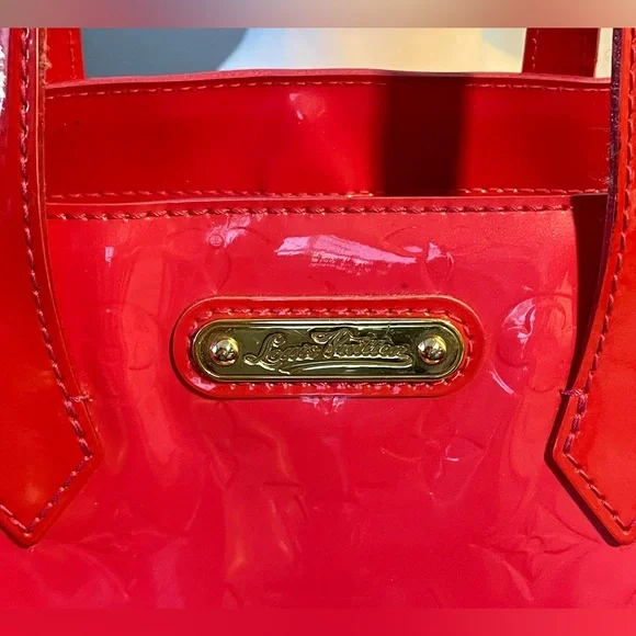 Louis Vuitton Hot Pink Vernis Wilshire PM Bag with authentic LV dust-bag - Picture 9 of 16